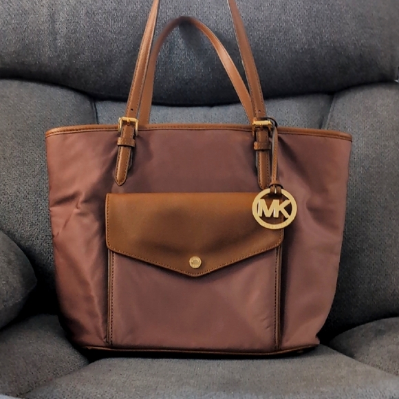 Michael Kors Chocolate Brown Tote - Picture 1 of 11